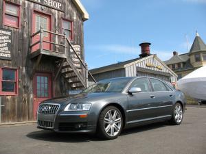 Audi S8 2008 года  (NA)